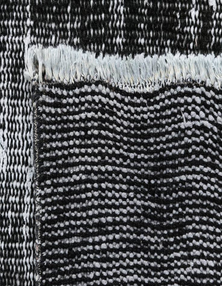 Detail image of  5' 1 x 9' 2 Ultra Vintage Wool Rug