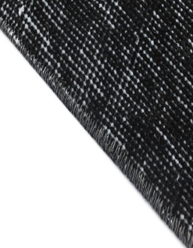 Detail image of  6' 7 x 9' 2 Ultra Vintage Wool Rug