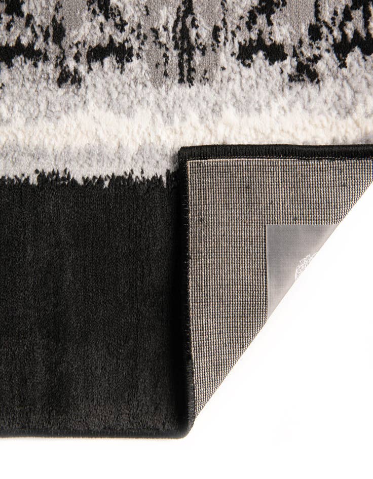 Detail image of  5' 3 x 8' Vince Camuto Rug