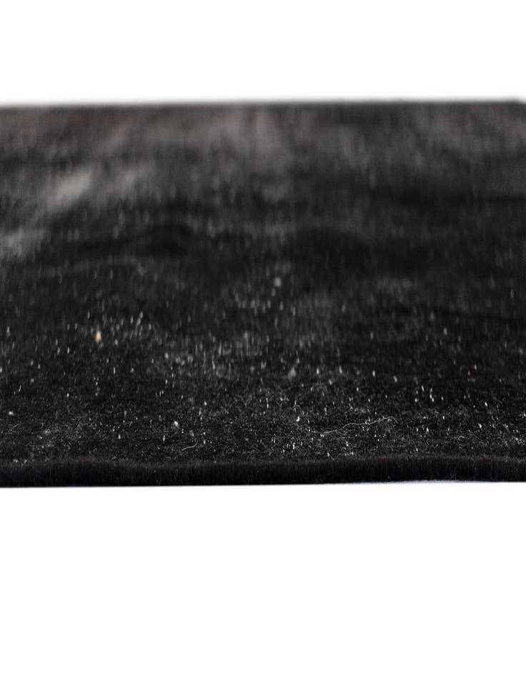 Detail image of  8' x 10' 5 Vintage Royal Wool Rug