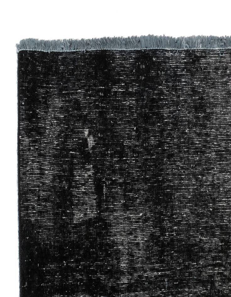 Detail image of  8' x 10' 5 Vintage Royal Wool Rug