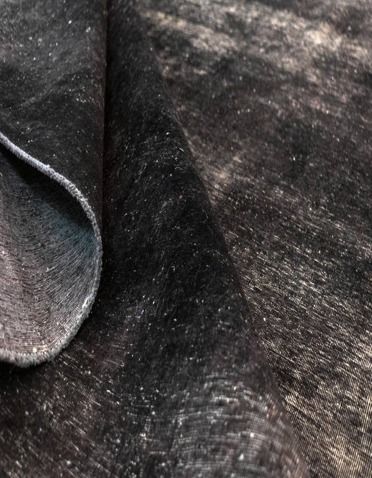 Detail image of  8' x 10' 5 Vintage Royal Wool Rug