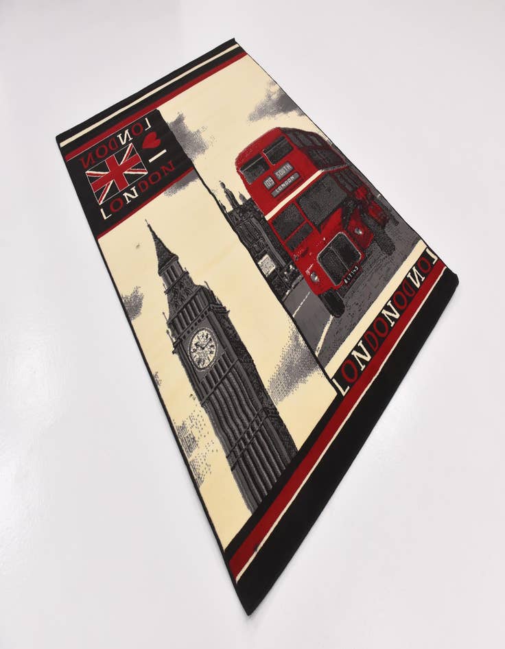 Detail image of  5' 4 x 7' 3 Zoey Rug