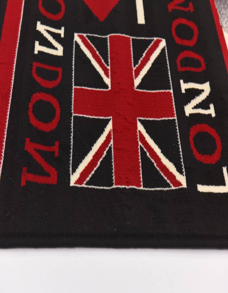 Detail image of  5' 4 x 7' 3 Zoey Rug