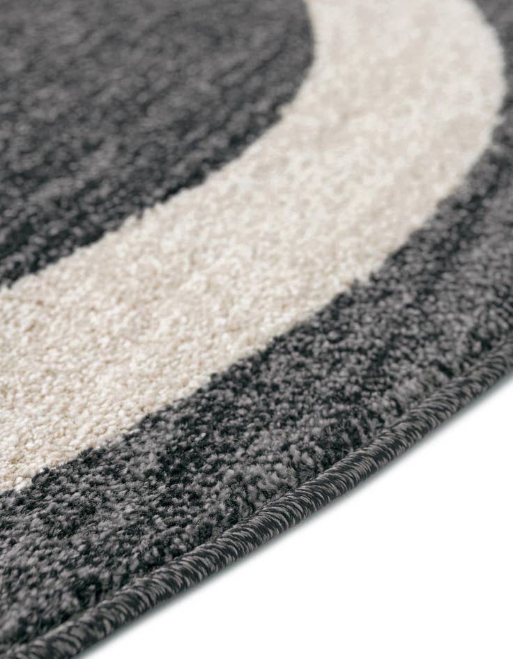 Detail image of  7' 10 x 7' 10 Angelica Round Rug