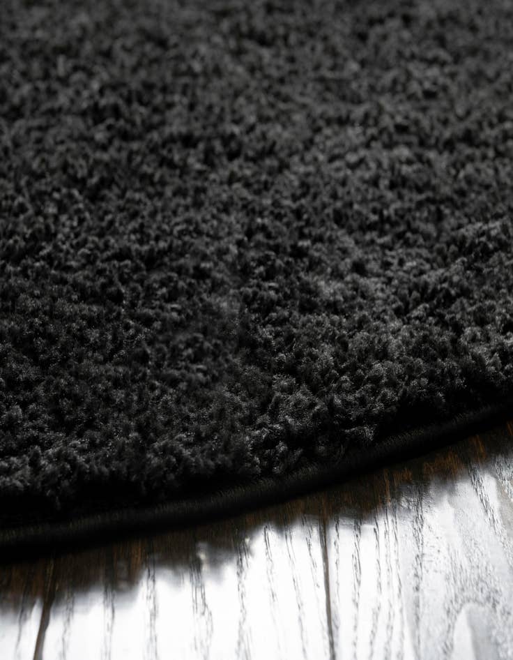 Detail image of  7' 10 x 7' 10 Everyday Shag Round Rug