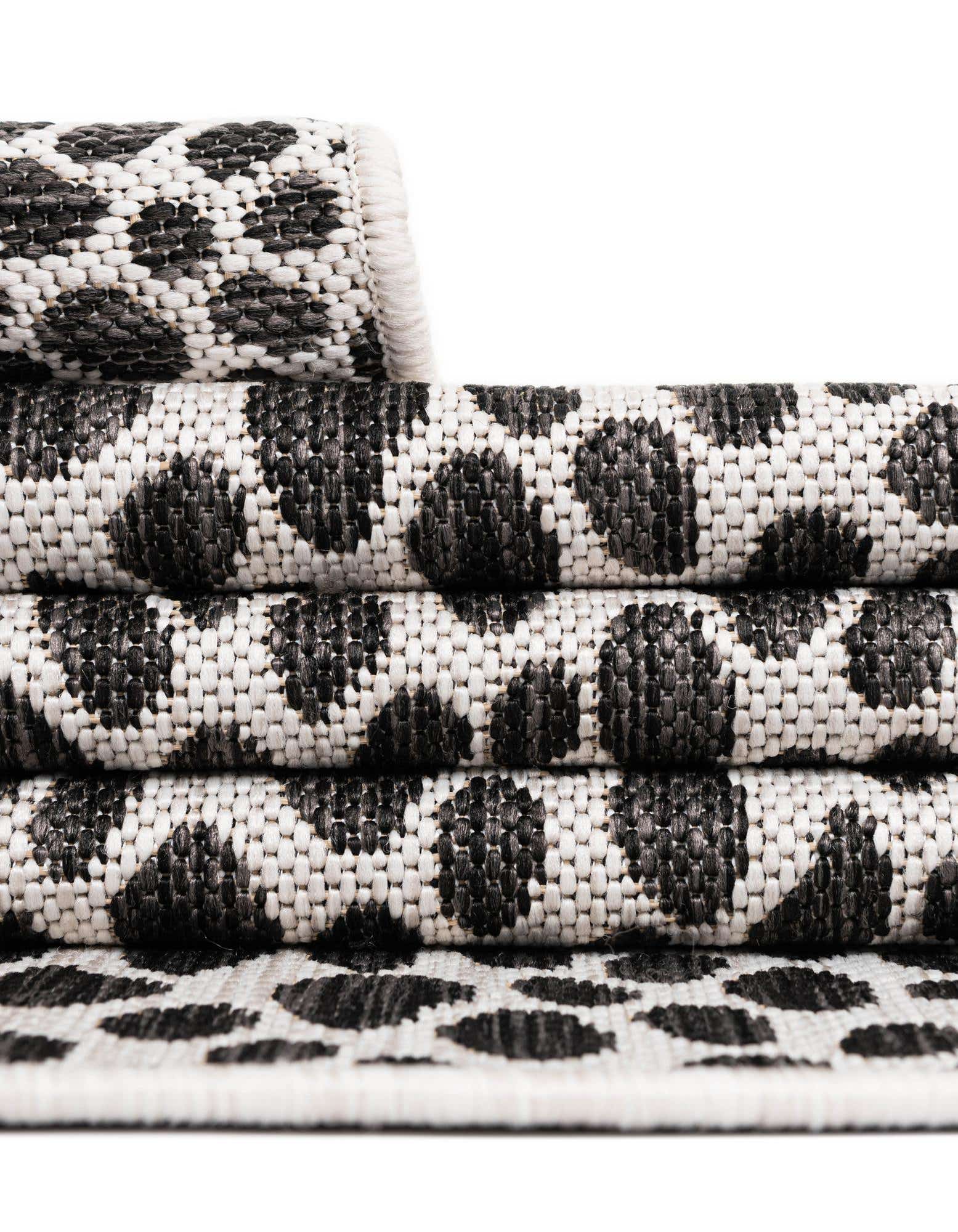 Primary image  7' x 7'  Washable Jill Zarin Indoor / Outdoor Round Rug