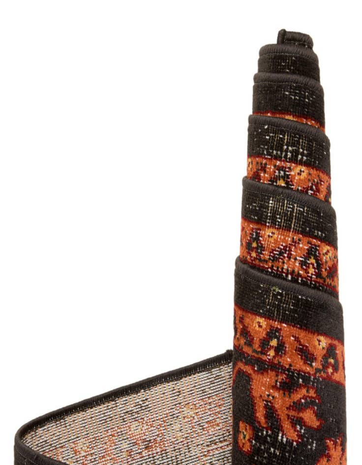 Detail image of  5' 3 x 5' 3 Lucerne Round Rug