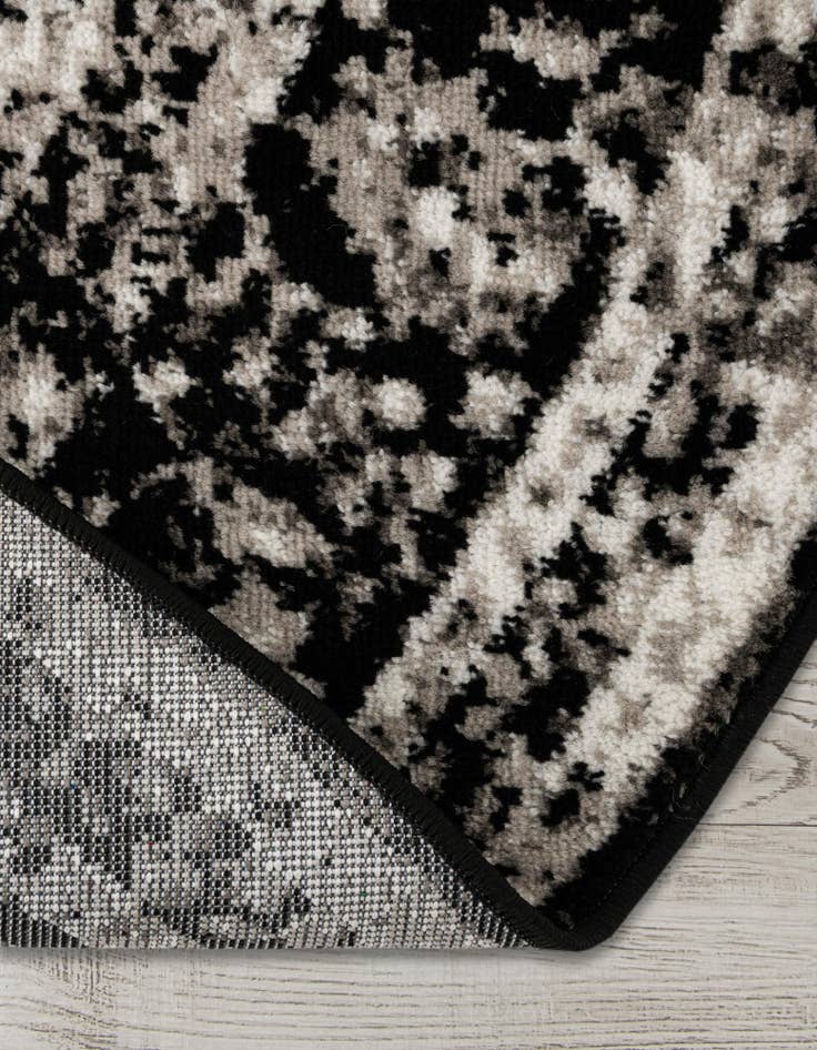 Detail image of  7' x 7' Monte Carlo Round Rug