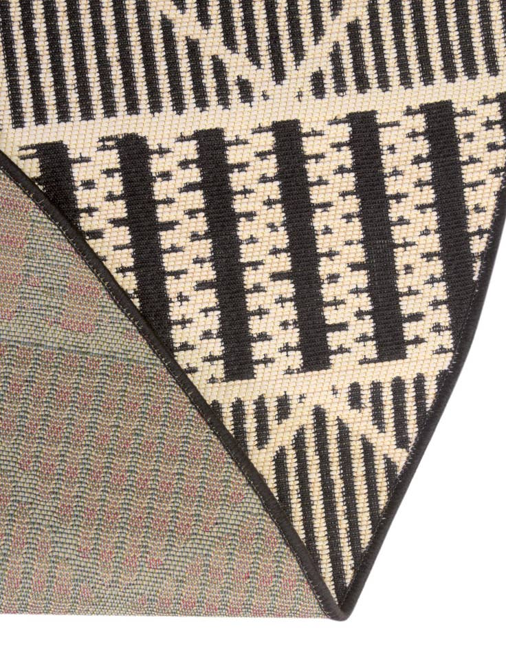 Detail image of  5' 3 x 5' 3  Washable Lattice Indoor / Outdoor Round Rug