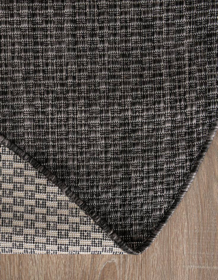 Detail image of  10' x 10'  Washable Solid Indoor / Outdoor Round Rug