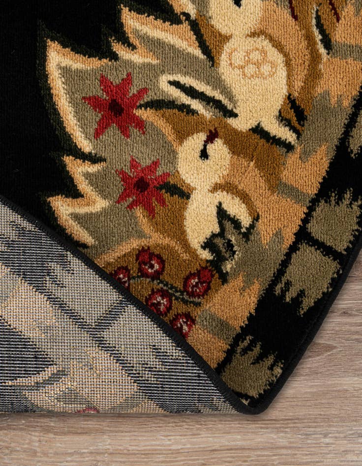 Detail image of  5' 3 x 5' 3 Pastoral Round Rug