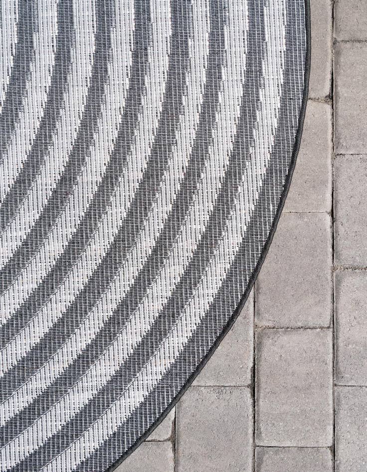 Detail image of  8' x 8'  Washable Sabrina Soto Prescott Indoor / Outdoor Round Rug
