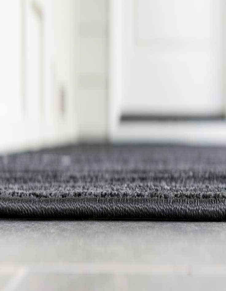 Detail image of  8' x 8'  Washable Sabrina Soto Ola Indoor / Outdoor Round Rug