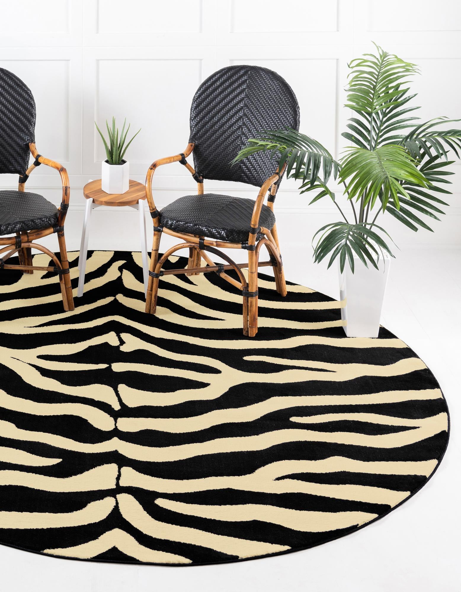  3' 1 x 3' 1 Savannah Round Rug