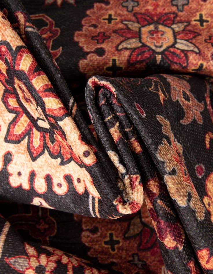 Detail image of  5' 1 x 5' 1 Timeless Round Rug