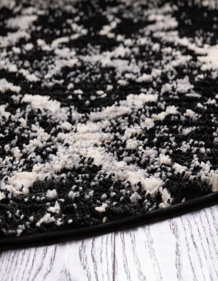 Detail image of  7' x 7' Tucson Round Rug