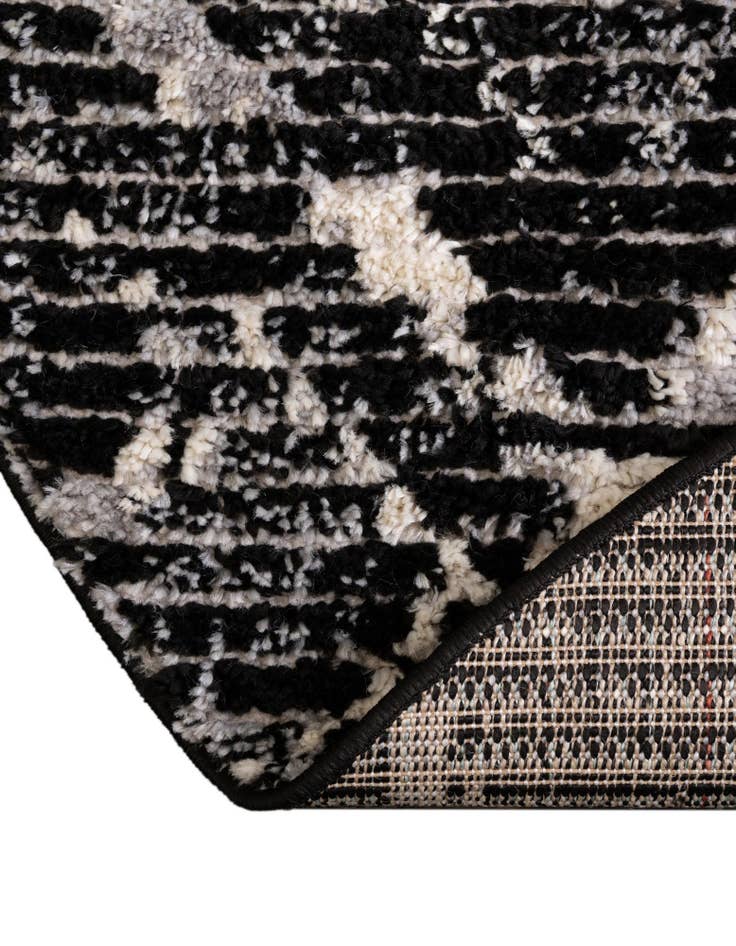 Detail image of  7' x 7' Tucson Round Rug