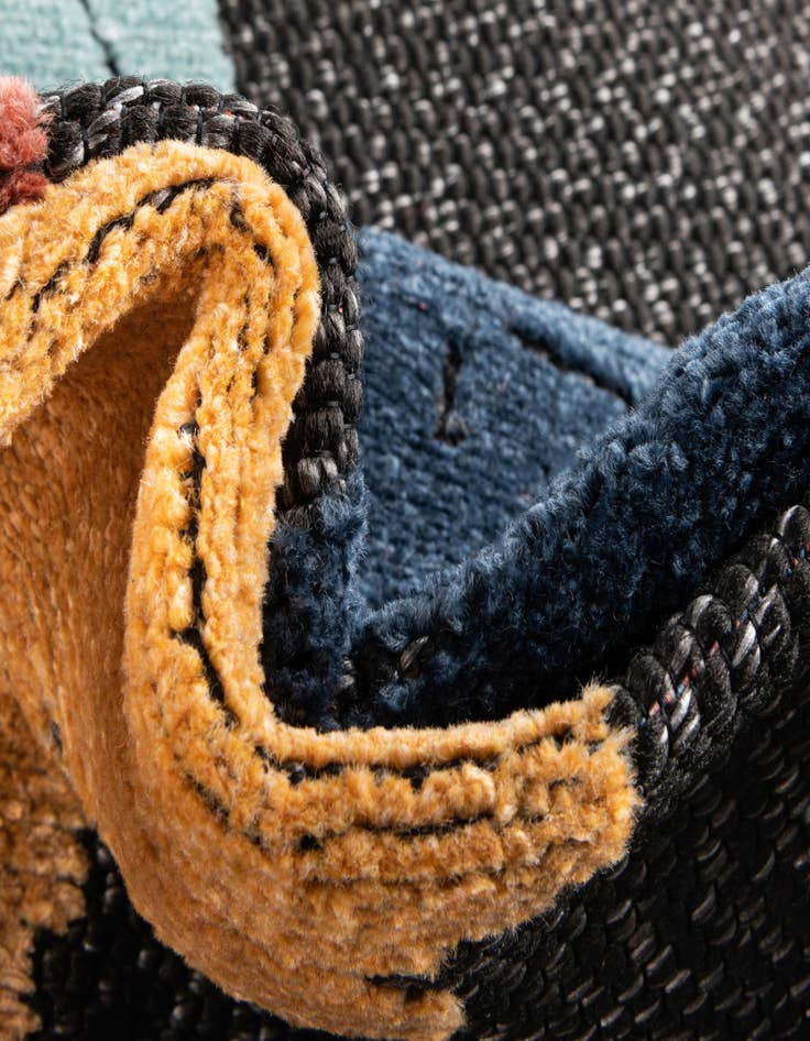 Detail image of  2' x 10'  Washable Belize Indoor / Outdoor Runner Rug