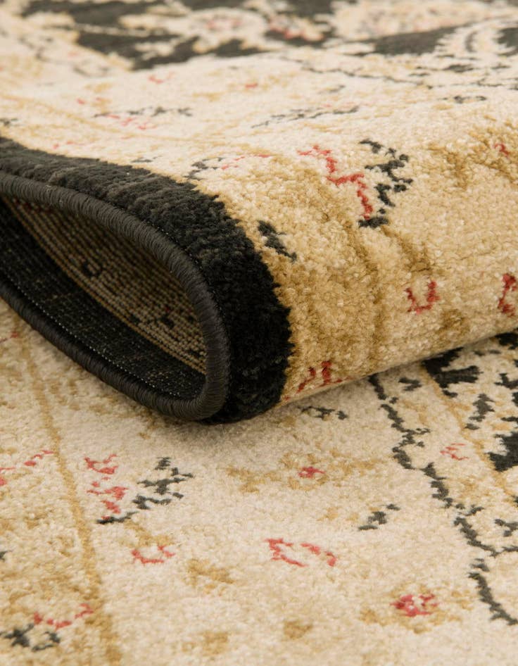 Detail image of  2' 7 x 10' Chelsea Runner Rug