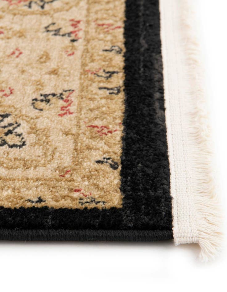 Detail image of  2' 7 x 10' Chelsea Runner Rug