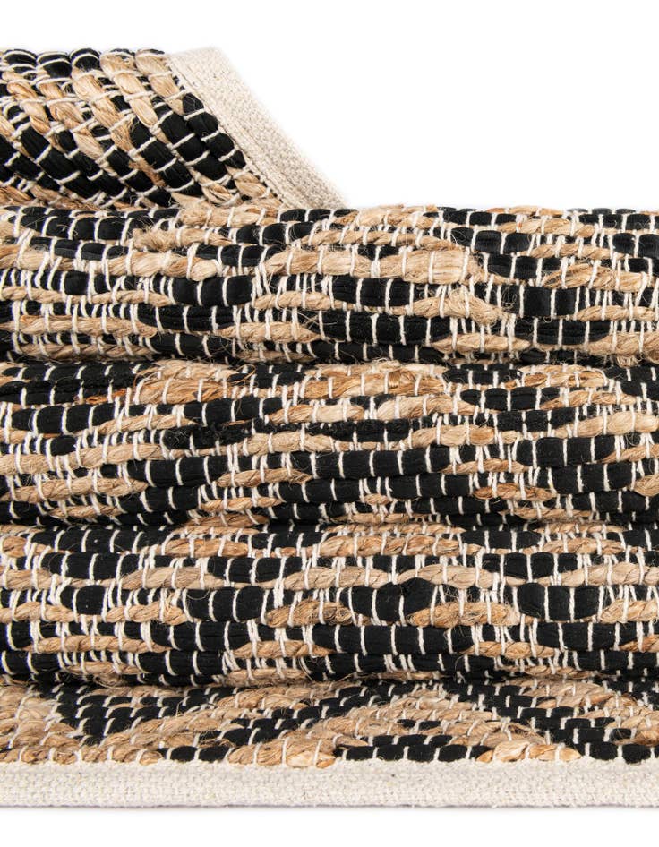 Detail image of  2' 8 x 9'  Hand Woven Chindi Jute Runner Rug