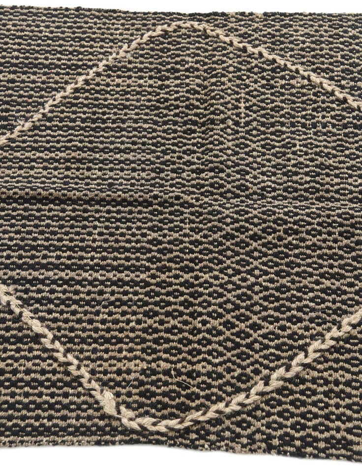 Detail image of  2' 8 x 10'  Hand Knotted Darya Wool Runner Rug