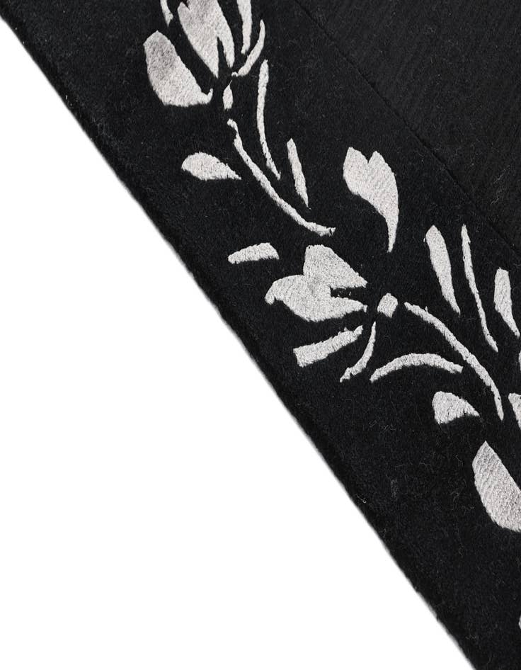 Detail image of  2' 7 x 8' 1  Hand Knotted Darya Wool Runner Rug