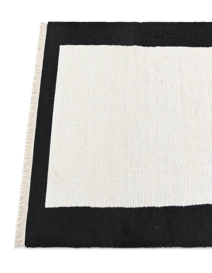 Detail image of  2' 7 x 10' 1 Darya Runner Rug