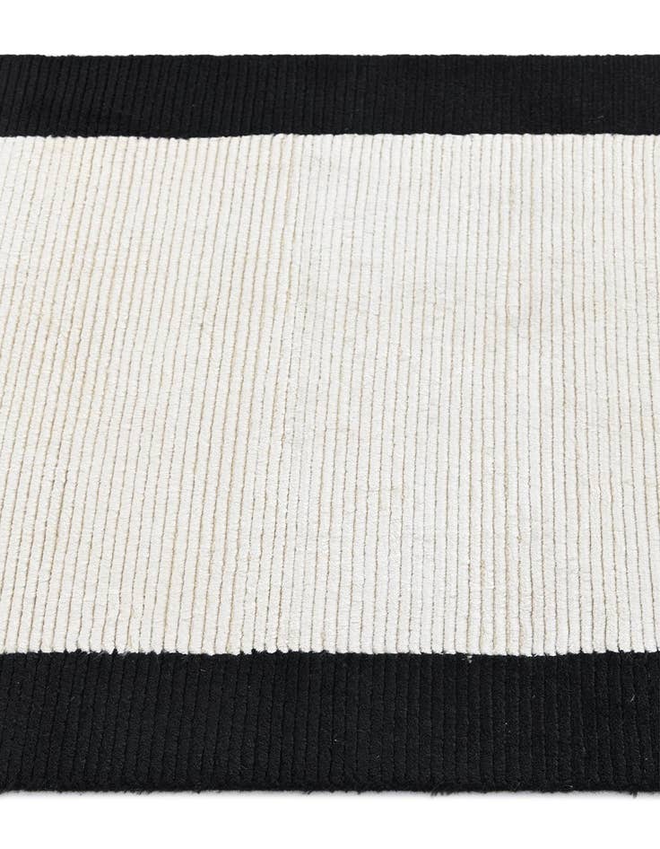 Detail image of  2' 7 x 10' 1 Darya Runner Rug