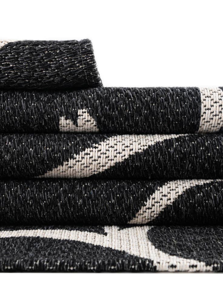 Detail image of  2' x 6' Georgia Runner Rug