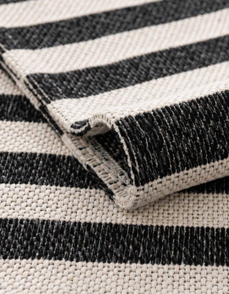 Detail image of  2' x 6' Georgia Runner Rug