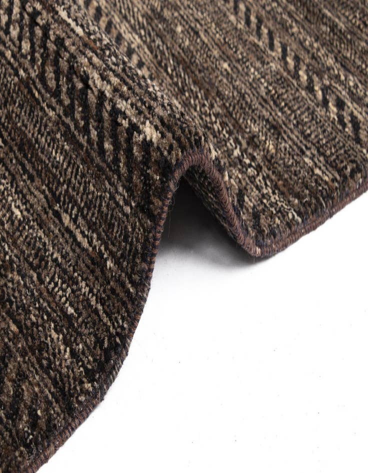 Detail image of  2' 7 x 8' Juma Wool Runner Rug