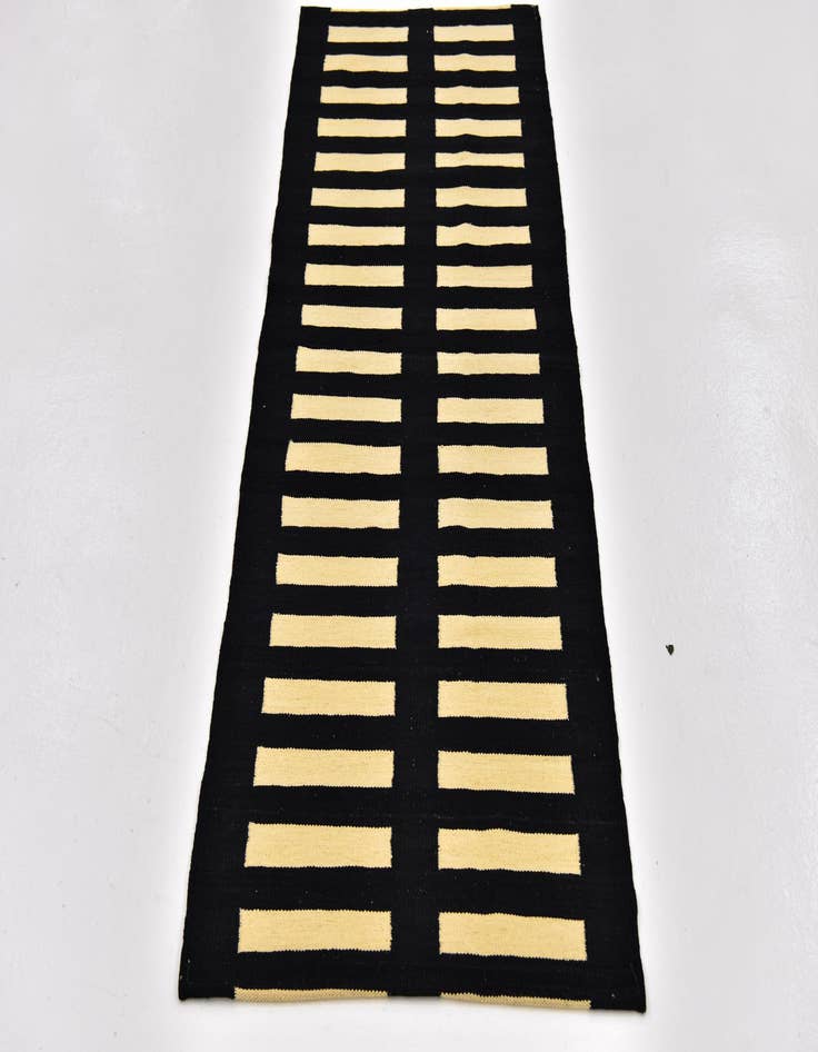 Detail image of  2' 5 x 6' 8  Hand Woven Kilim Modern Wool Runner Rug