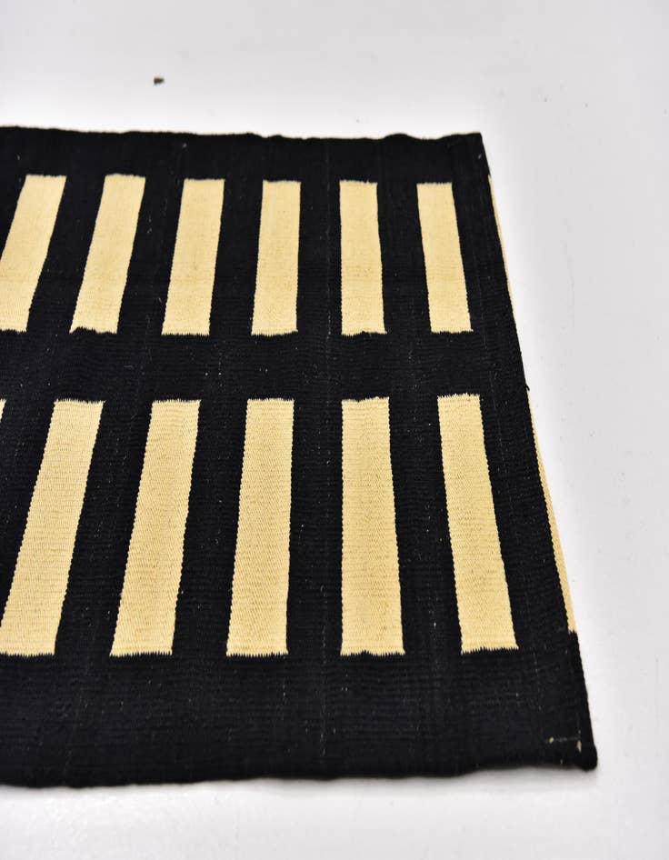 Detail image of  2' 5 x 6' 8  Hand Woven Kilim Modern Wool Runner Rug