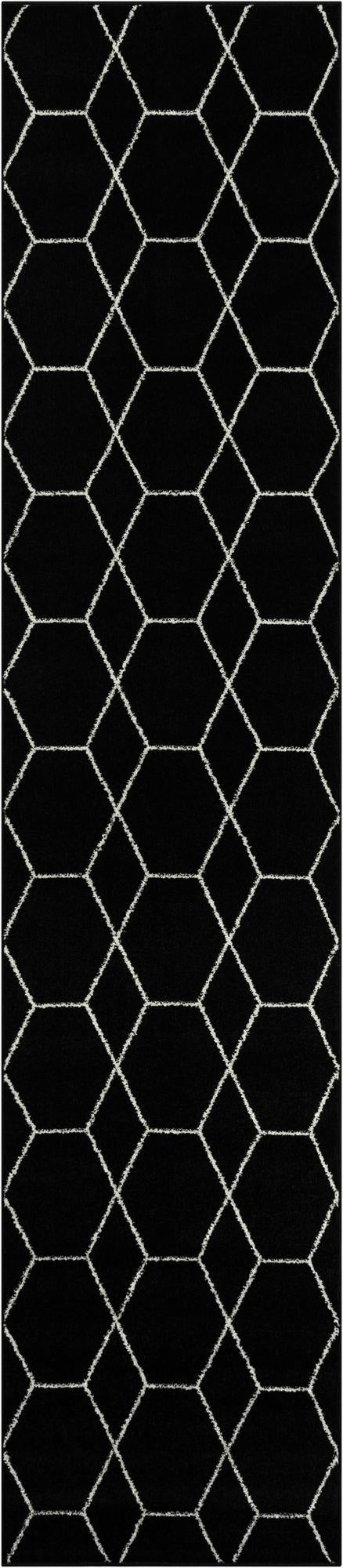  2' 7 x 12' Lattice Frieze Runner Rug