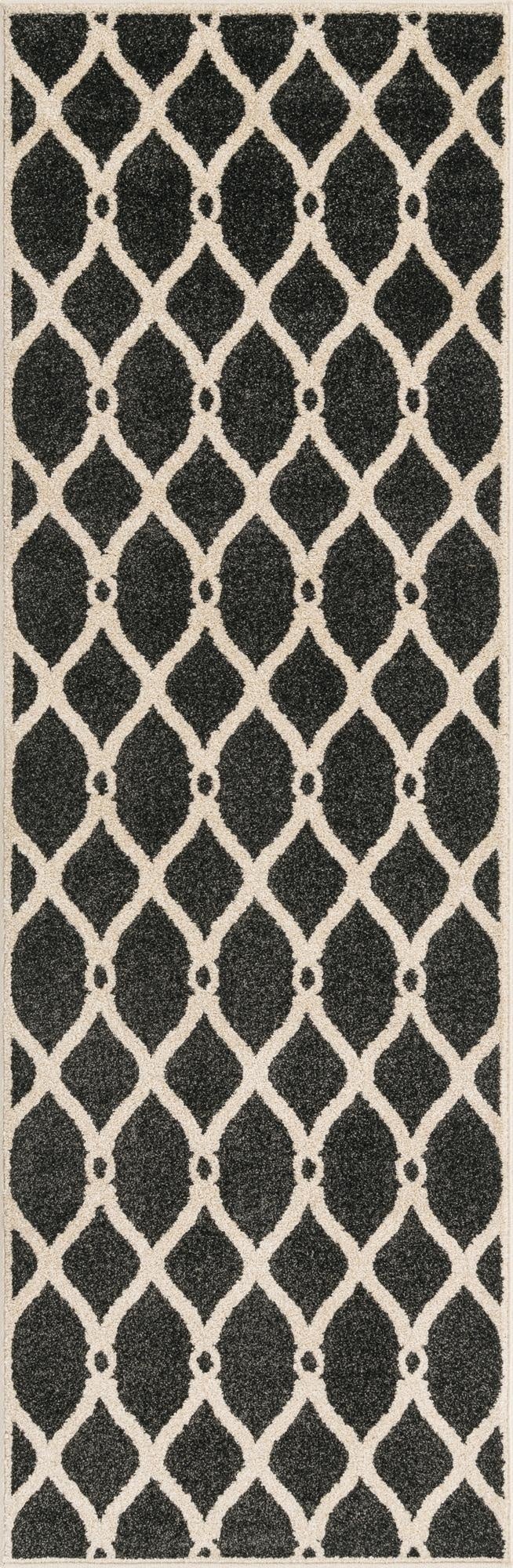  2' 7 x 8' Lattice Runner Rug