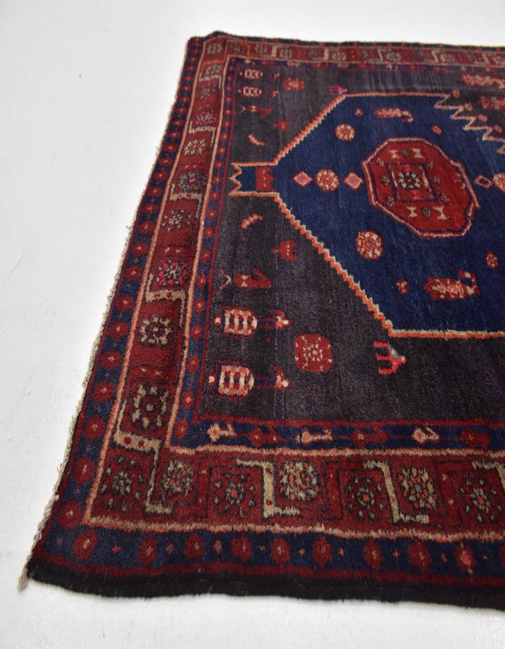Detail image of 4' 10 x 12' 10 Hand Knotted Meshkin Persian Wool Runner Rug