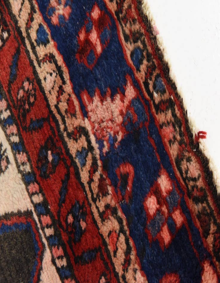 Detail image of 4' 11 x 10' 4 Hand Knotted Nahavand Persian Wool Runner Rug