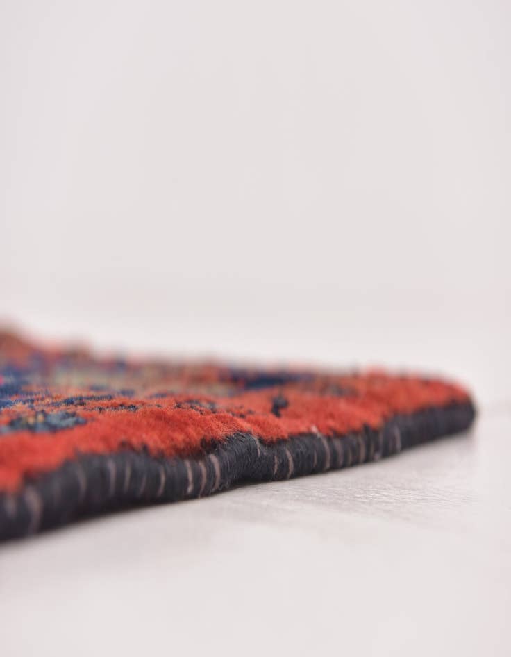 Detail image of  5' x 10'  Hand Knotted Nahavand Persian Wool Runner Rug