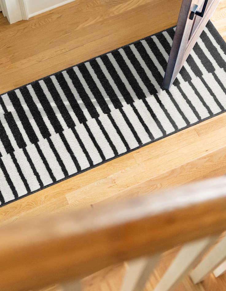 Detail image of  2' x 8' Oslo Runner Rug