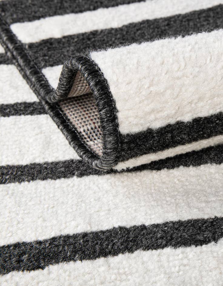 Detail image of  2' x 8' Oslo Runner Rug