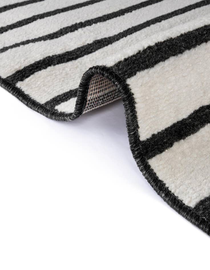 Detail image of  2' x 8' Oslo Runner Rug