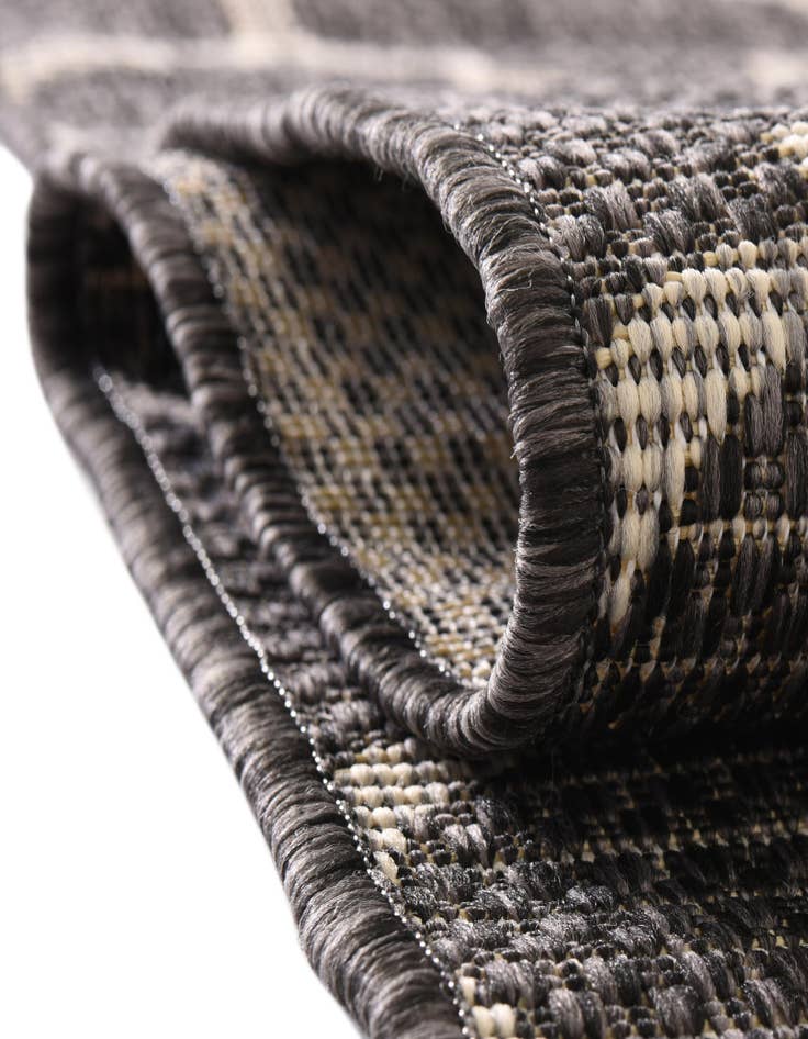 Detail image of  2' 7 x 10'  Washable Lattice Indoor / Outdoor Runner Rug