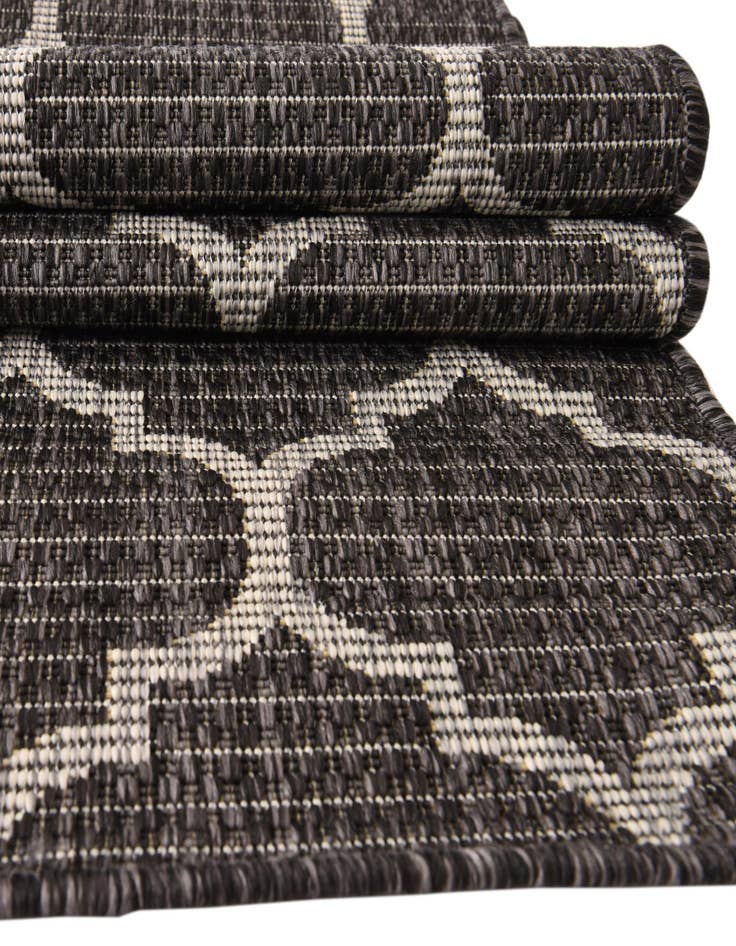 Detail image of  2' 7 x 10'  Washable Lattice Indoor / Outdoor Runner Rug