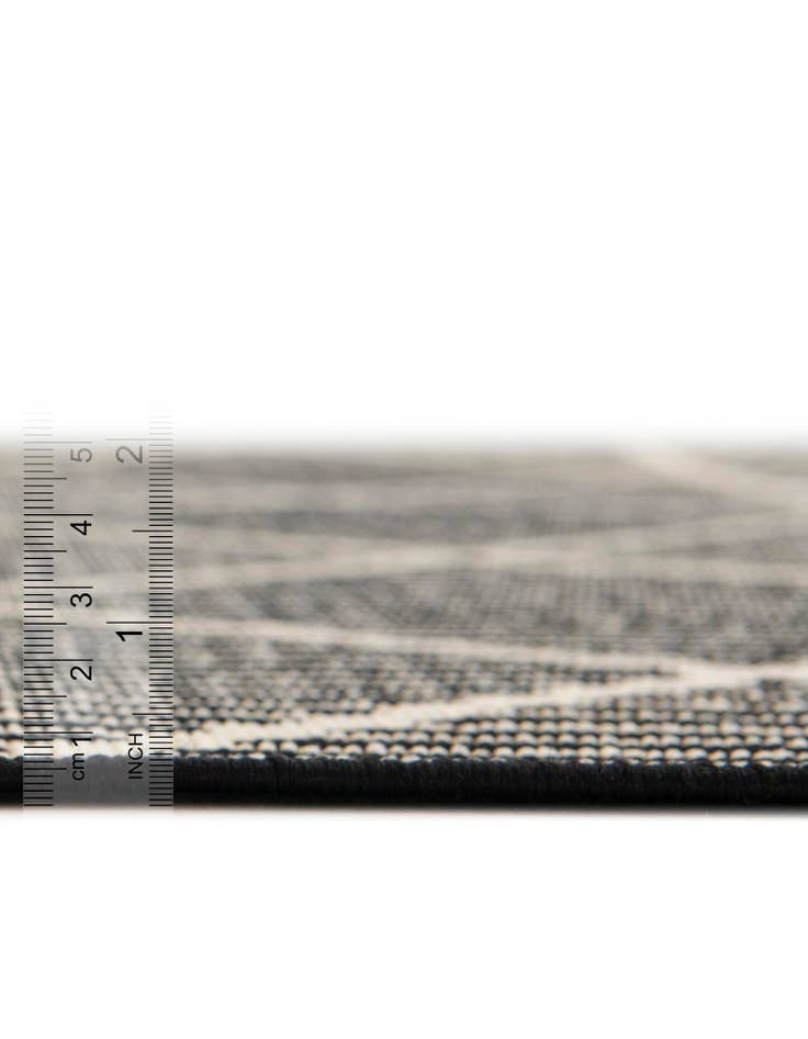 Detail image of  2' x 8'  Washable Lattice Indoor / Outdoor Runner Rug