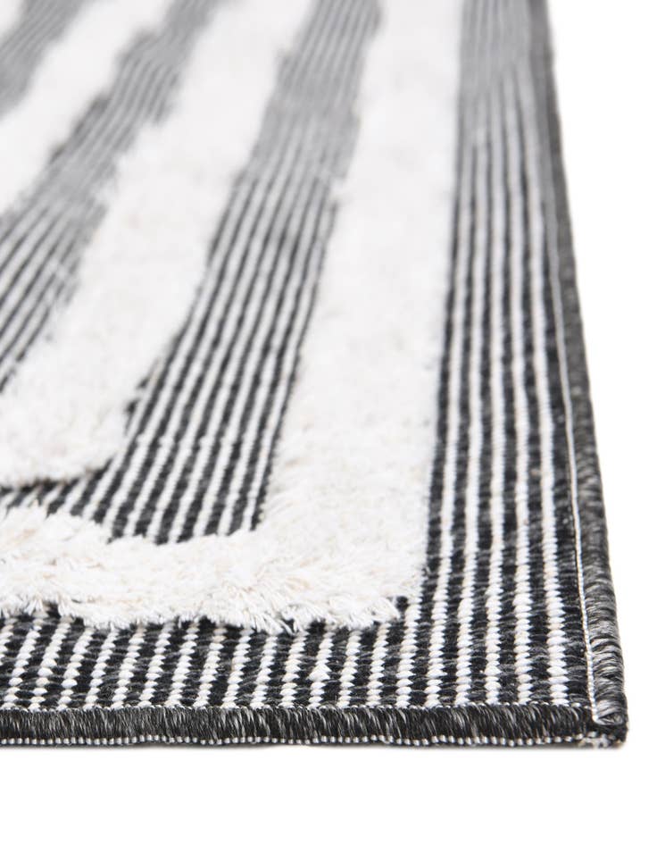 Detail image of  2' 3 x 8' Sabrina Soto Casa Toluca Runner Rug
