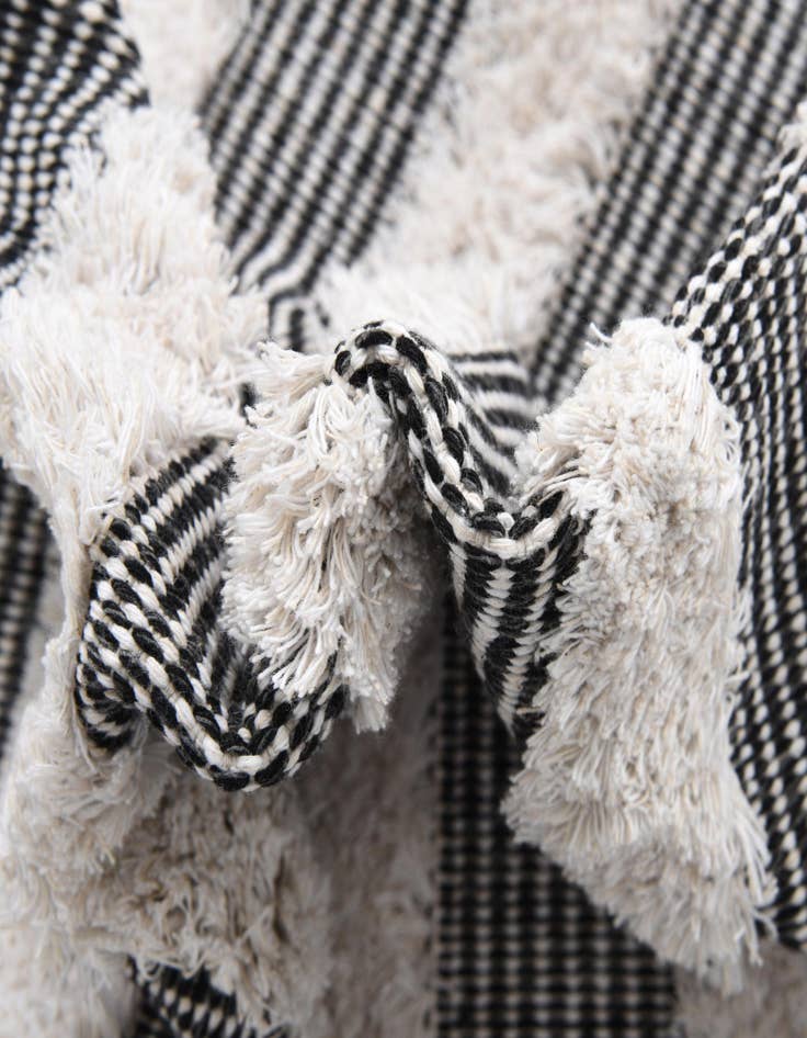 Detail image of  2' 3 x 8' Sabrina Soto Casa Toluca Runner Rug