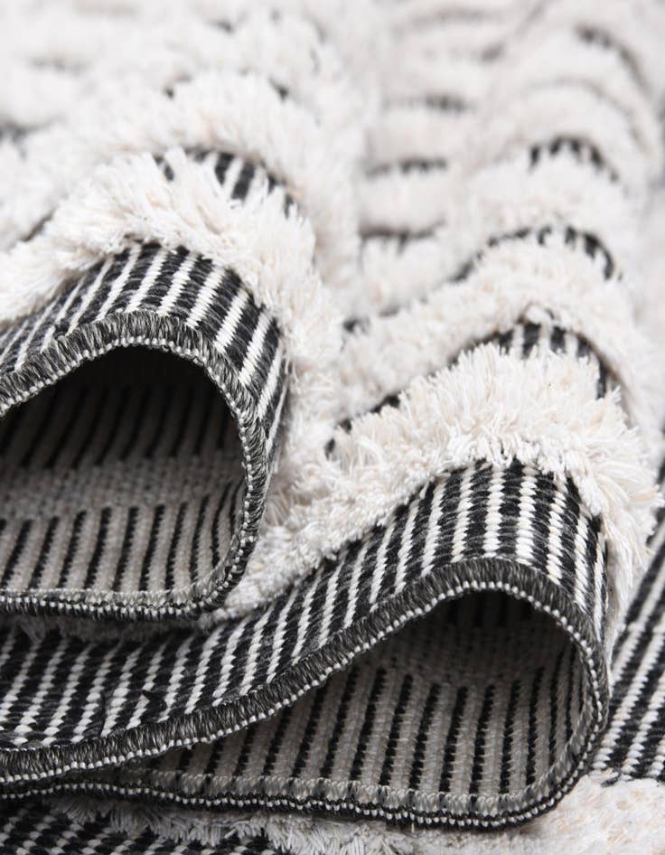 Detail image of  2' 3 x 8' Sabrina Soto Casa Toluca Runner Rug