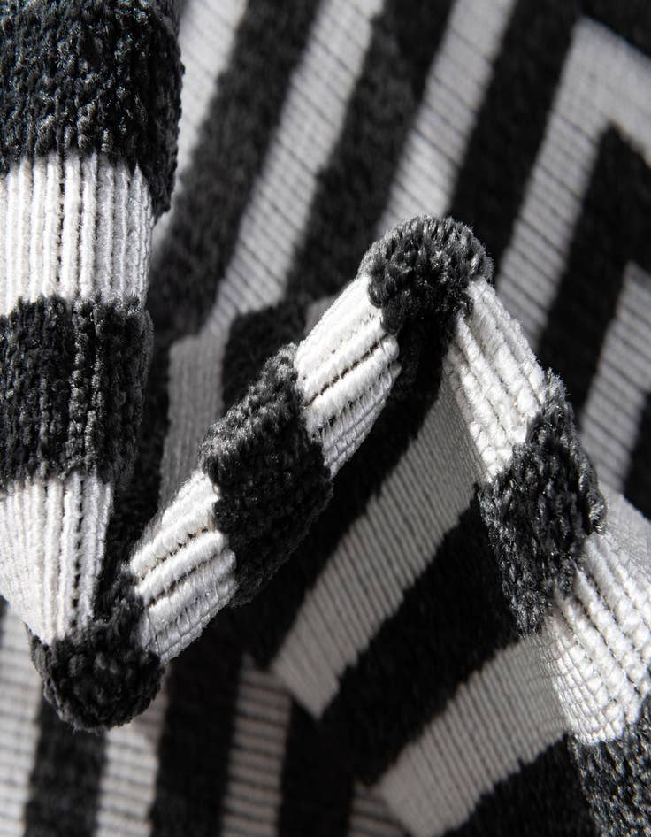 Detail image of 2' x 8' Washable Sabrina Soto Prescott Indoor / Outdoor Runner Rug